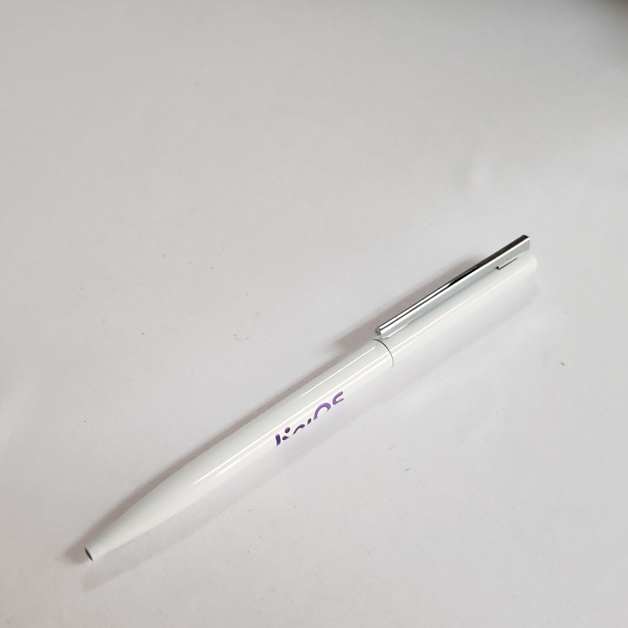 Sari Twist Metal Ballpen